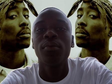 voici le thug gangsta= bruce one and 2pac